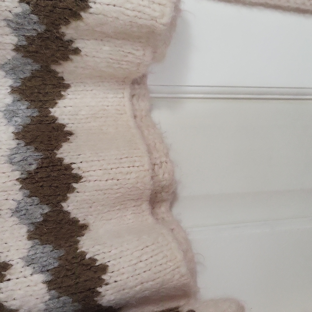 Free people Alpine pullover sweater size small - Picture 6 of 7